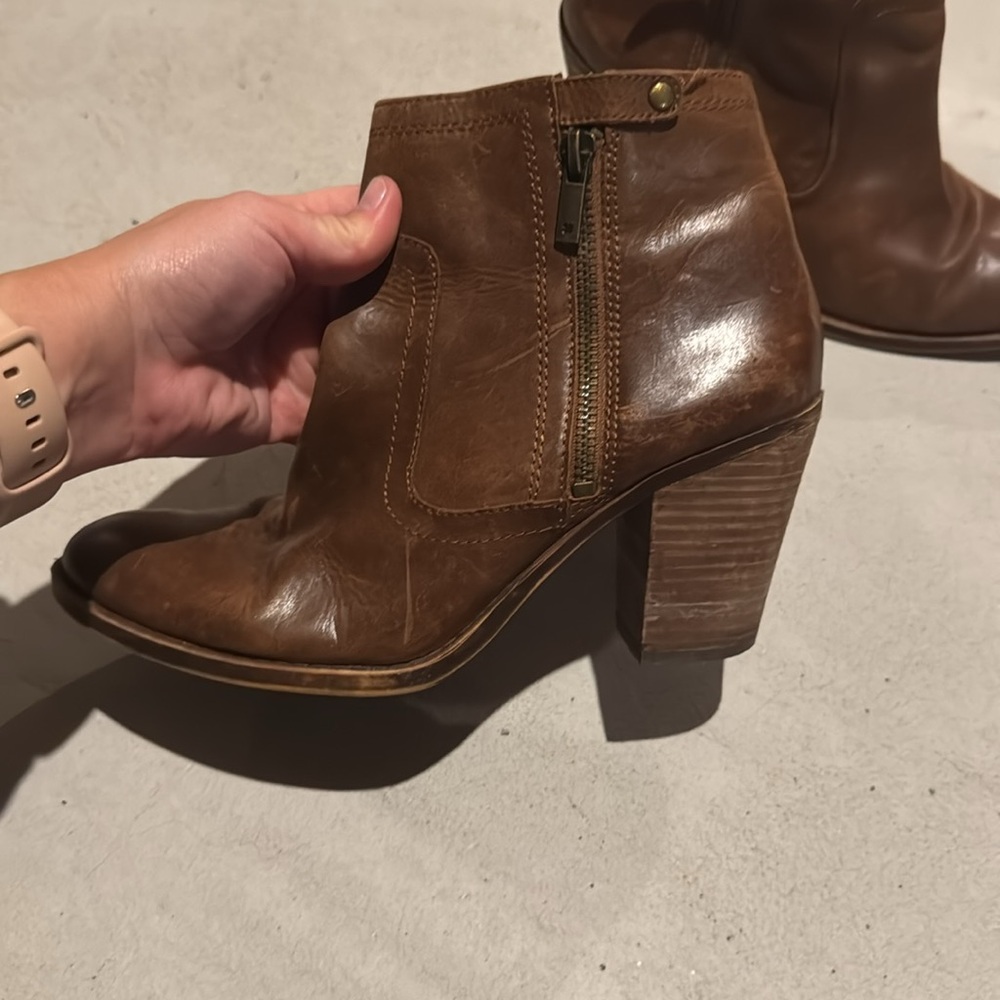 Lucky Brand Tan Leather Ankle Booties - Picture 3 of 3